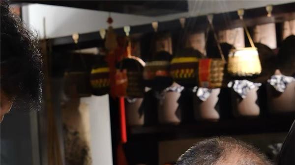 《自性光明》艺人/一舨