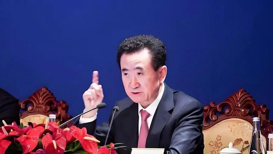 现在卖房的人都会后悔？王健林定调，2025年的房价，将超乎想象！