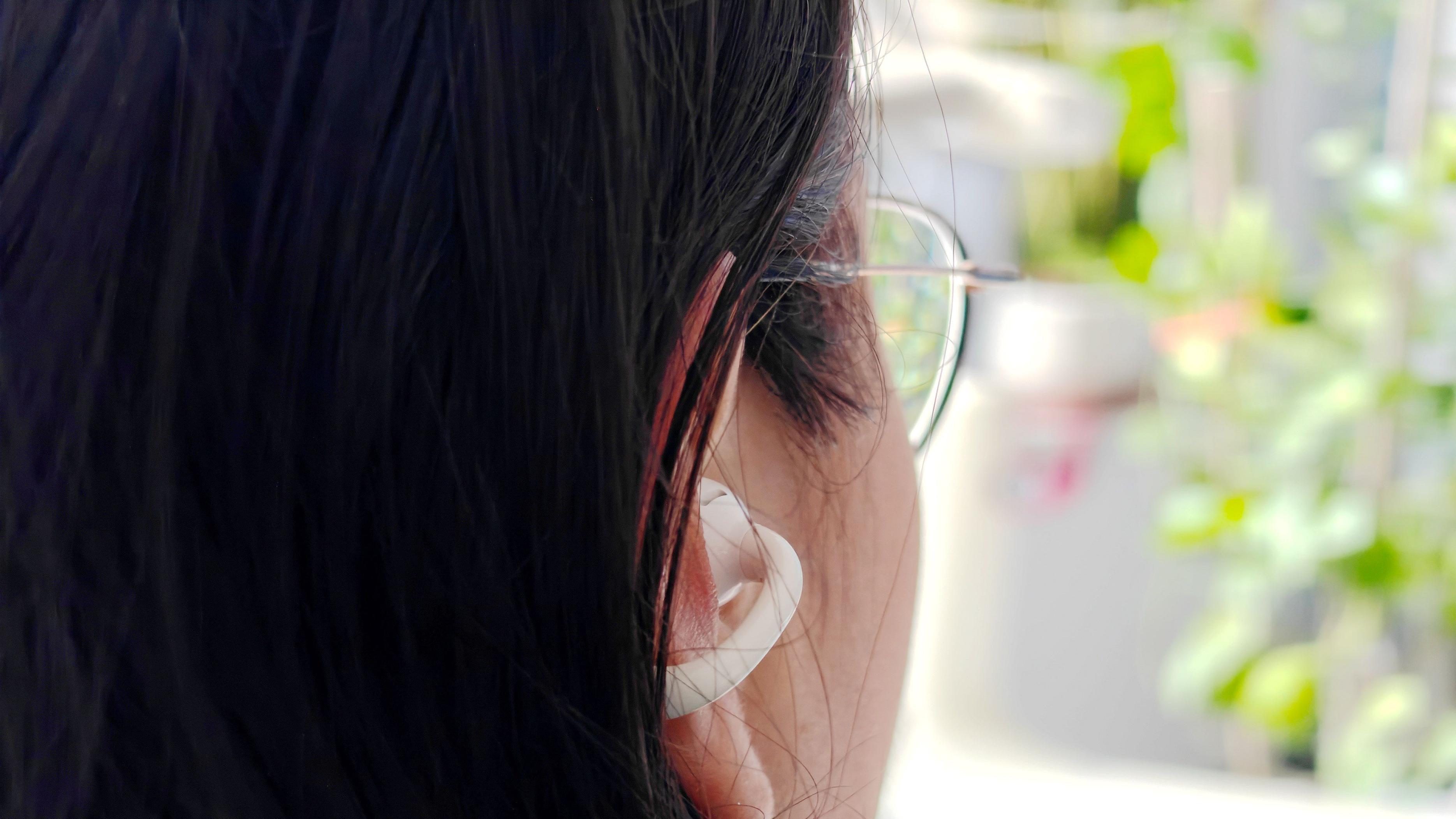 佩戴无感，谁用谁爱！漫步者 FitClip Ultra 耳夹式蓝牙耳机新品体验