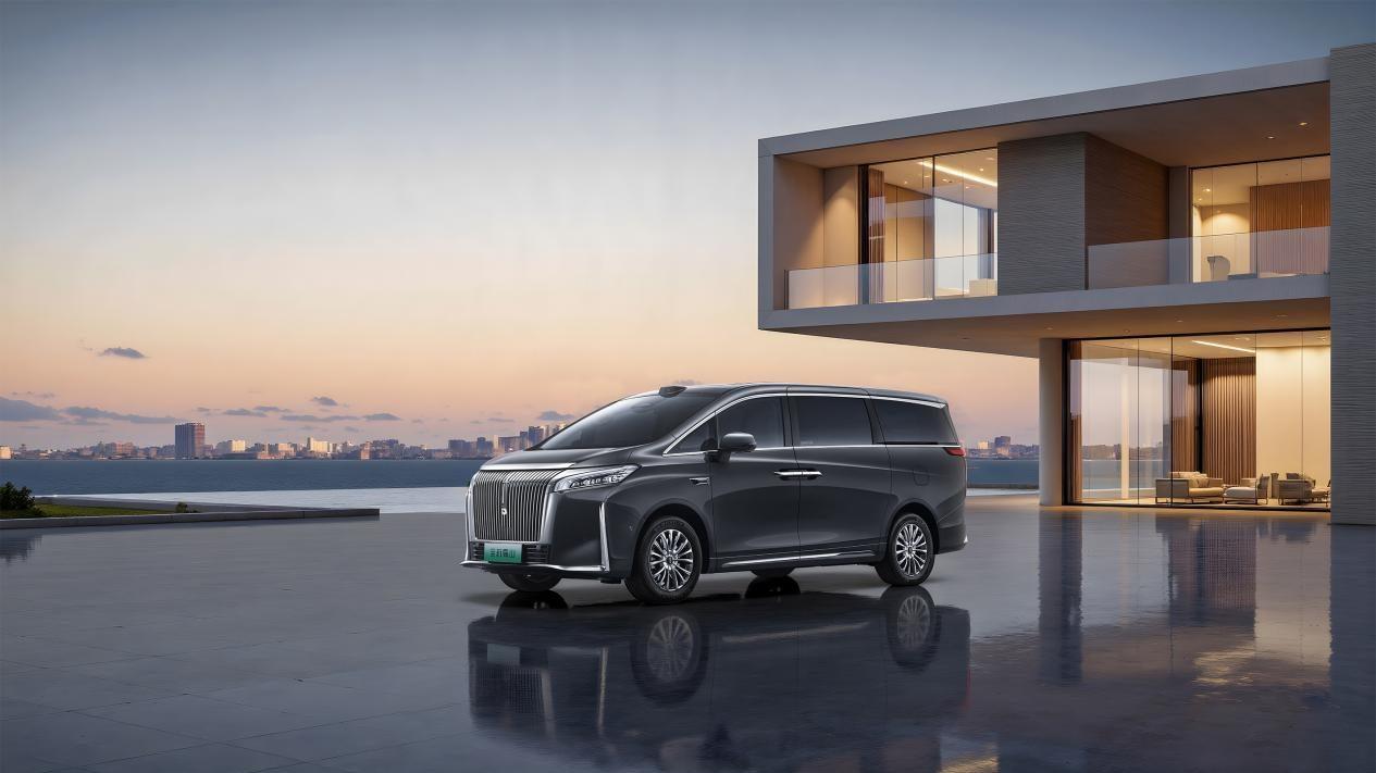 国产新能源MPV新视角，魏牌全新高山亮相2025香港车博会