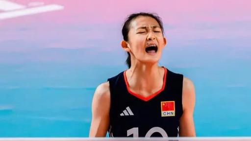 一传防守进步大，进攻太出色！黄悦鑫神似朱婷，她才应去国家队