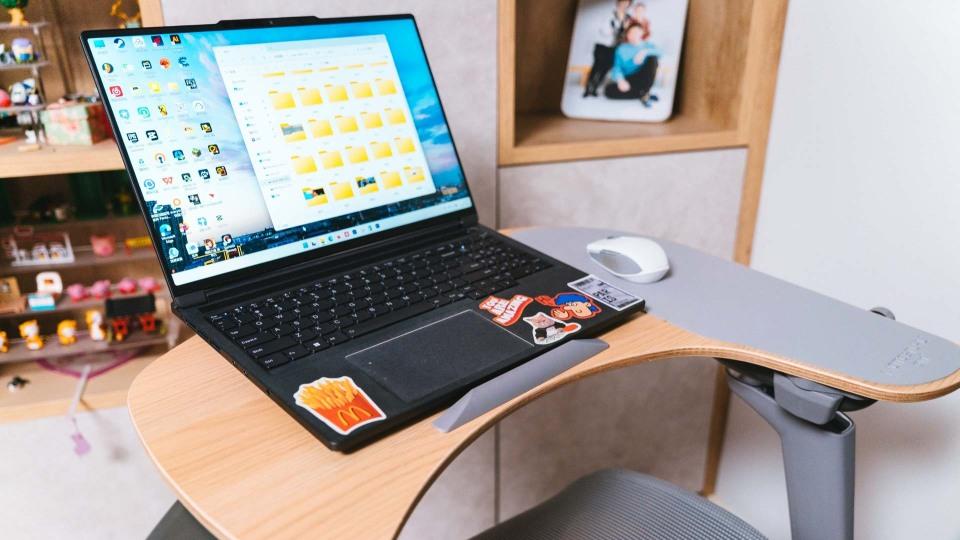 享受自由办公，人体工学椅的最佳搭子让我找到了——摩伽随椅舒躺桌