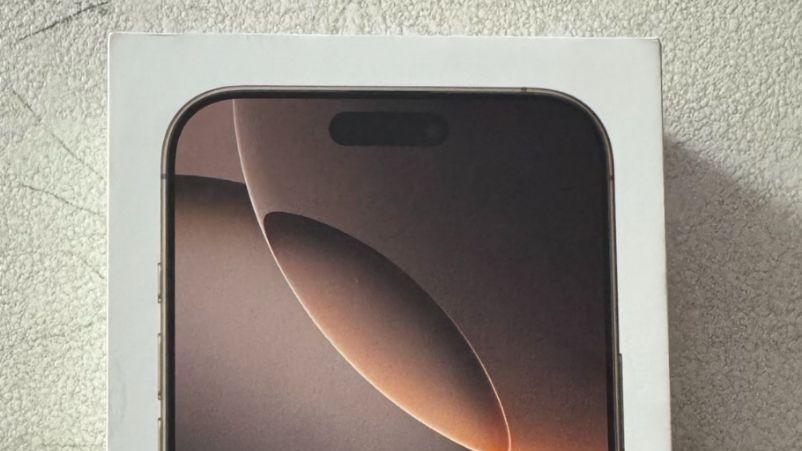 粉丝哭诉：本是喜提全新iPhone16Pro Max，验机却是二手后封机！