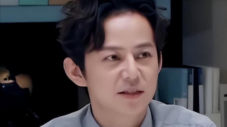 世上没后悔药！无妻无子、与保姆相伴的何炅，给“不婚族”提了个醒