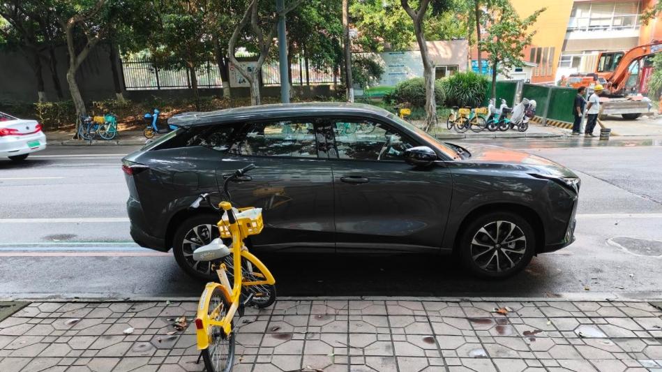 插电混动SUV第一名：单月销量再破2万台，升级后持续领跑同级对手