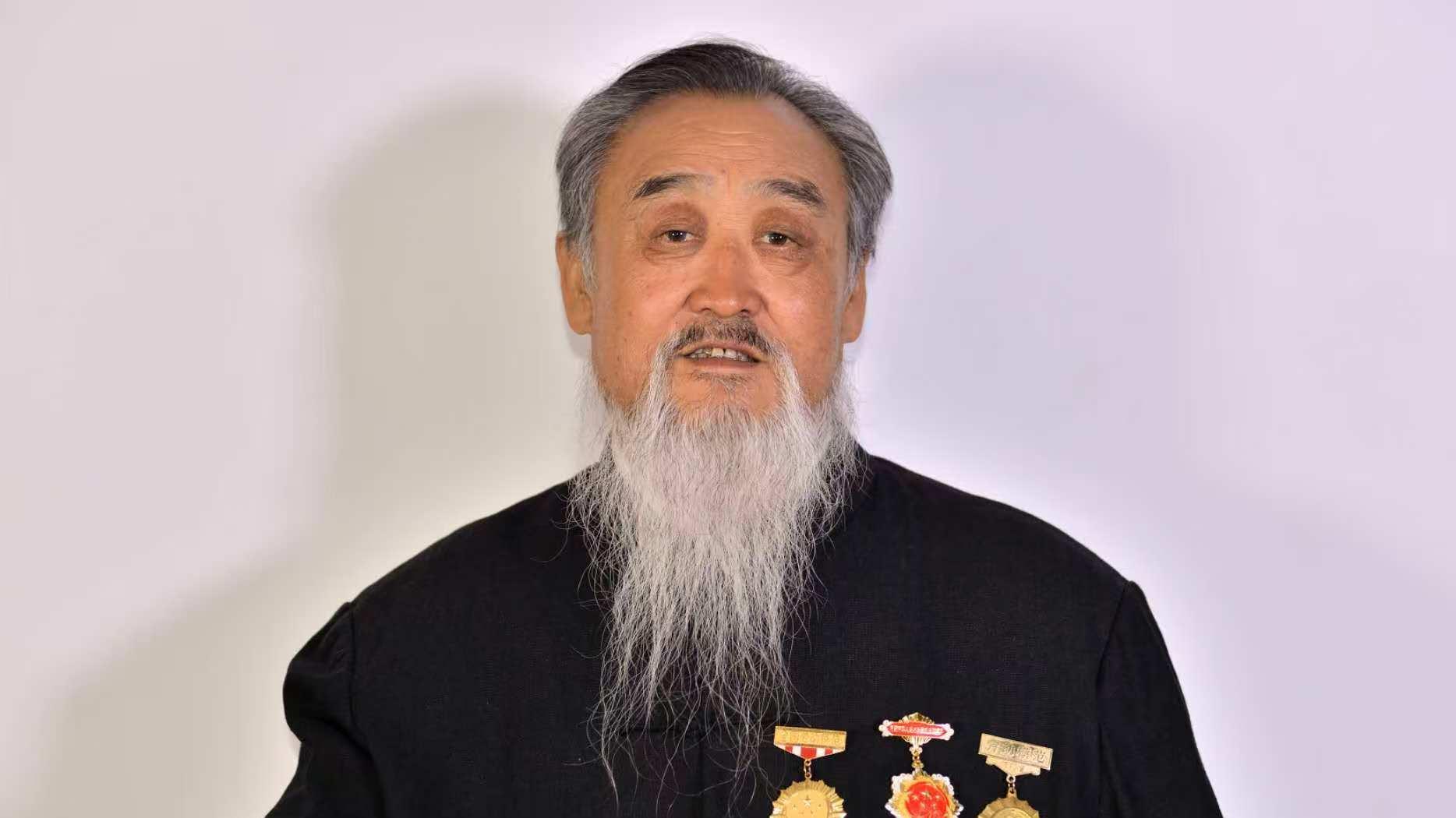 璞石真人秦树明：以三五理论 绘自然大美，用宣纸墨色拓艺术新境