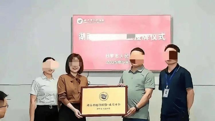 40岁女医生曾琦的日常工作被披露！一天“精准卡点”的战斗模式…
