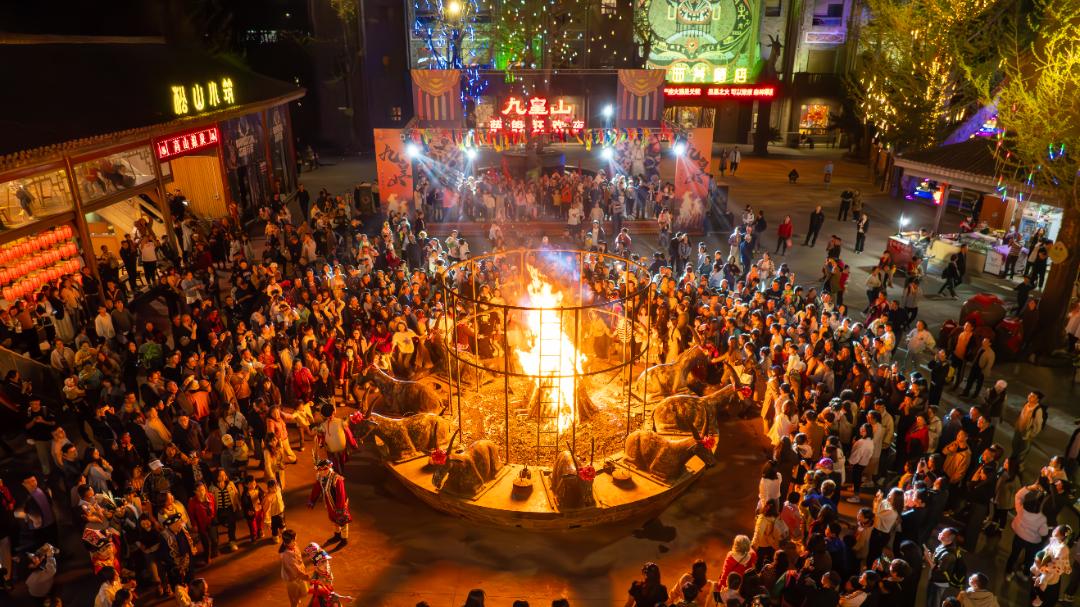 九皇山夏秋系列活动启幕：推出七夕免票福利、秋季徒步挑战及萨朗民俗狂欢节