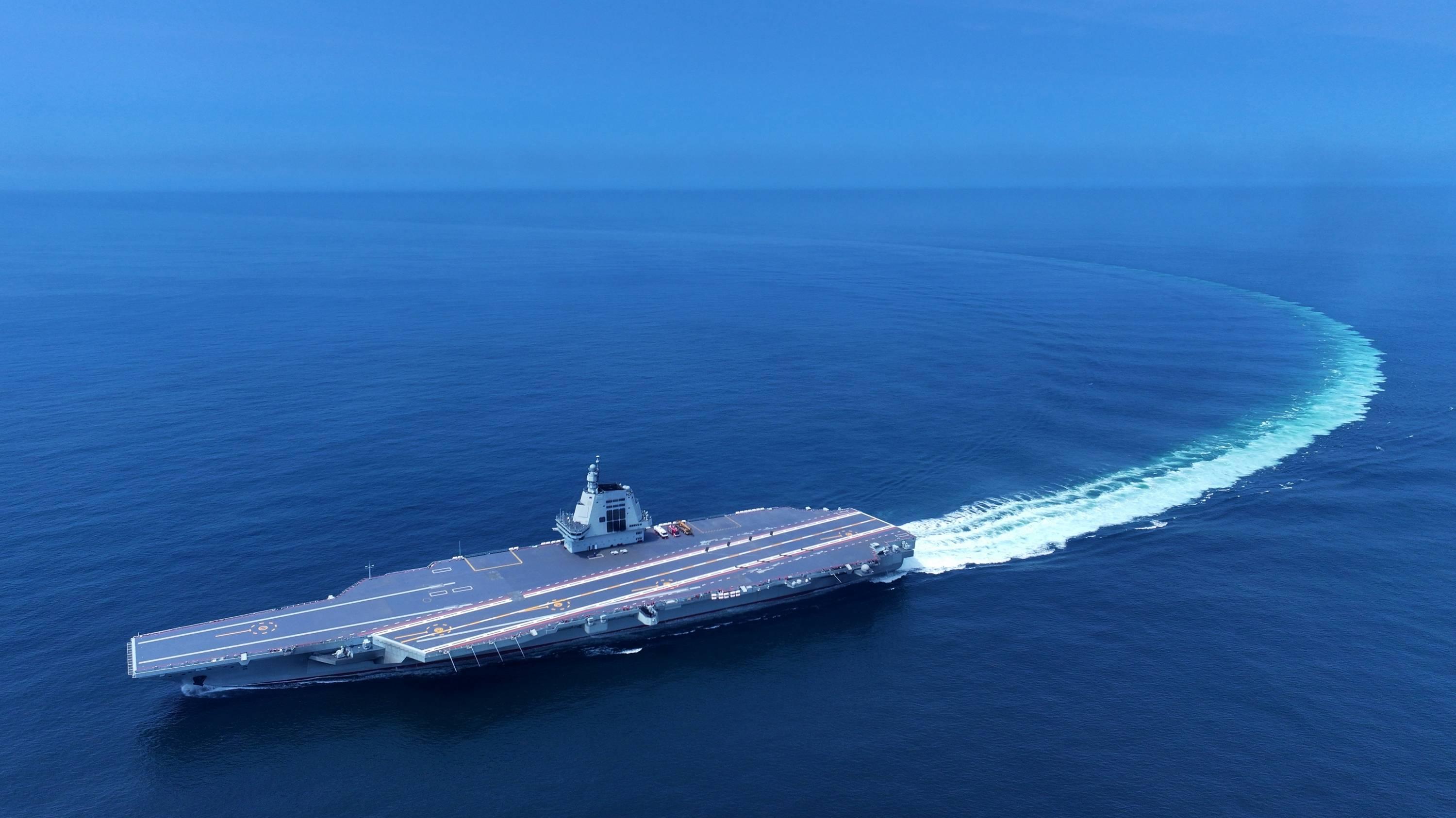 福建舰服役在即，中国海军的里程碑，还是军备焦虑的加速器？