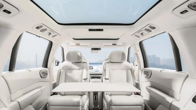 为什么越来越多家庭选领克900？答案藏在出行场景里