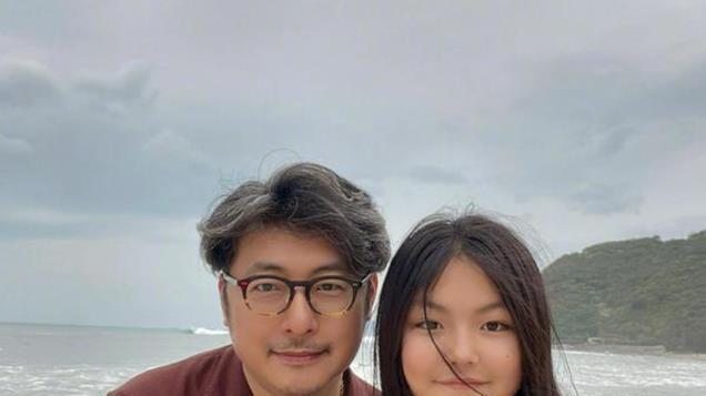 李湘49岁生日王岳伦高调发文，网友：又一对陈思诚佟丽娅，真好！