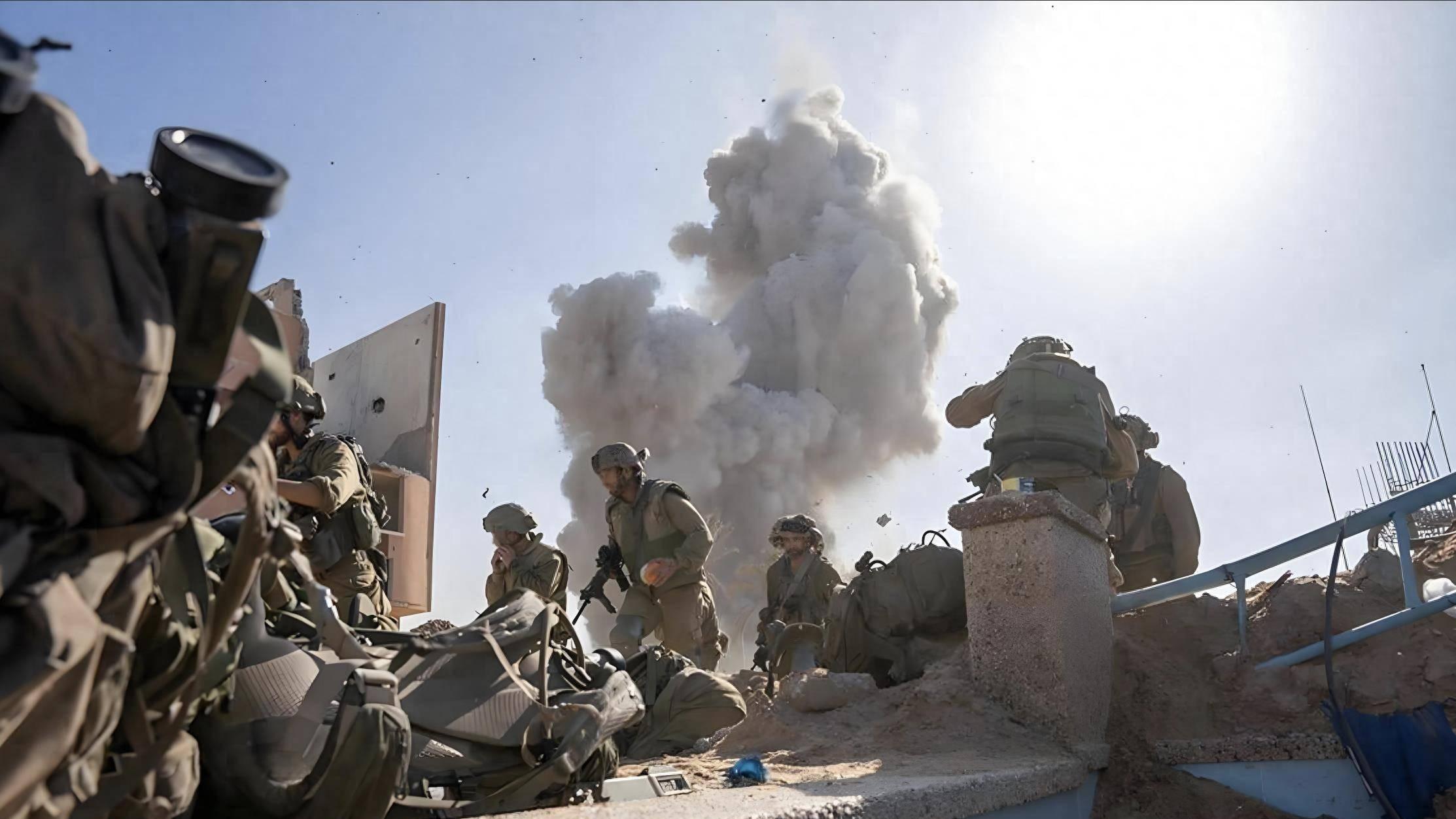 美国新战略掀地缘洗牌风暴，盟友被当弃子扔路边，中国成全球焦点棋子。