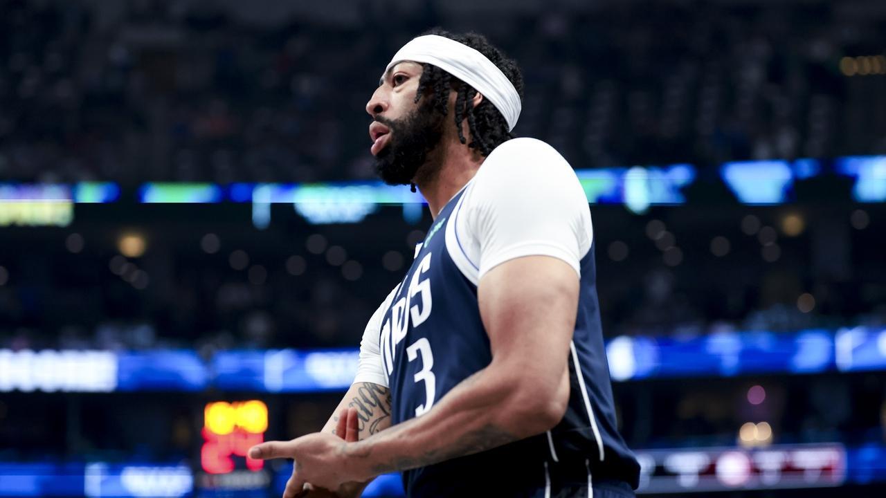 浓眉复出陷两难抉择：战旧主湖人还是破快船困局？