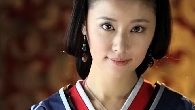 给演皇后最好的8位演员排名：郝蕾第4，蔡少芬第2，孙俪未上榜