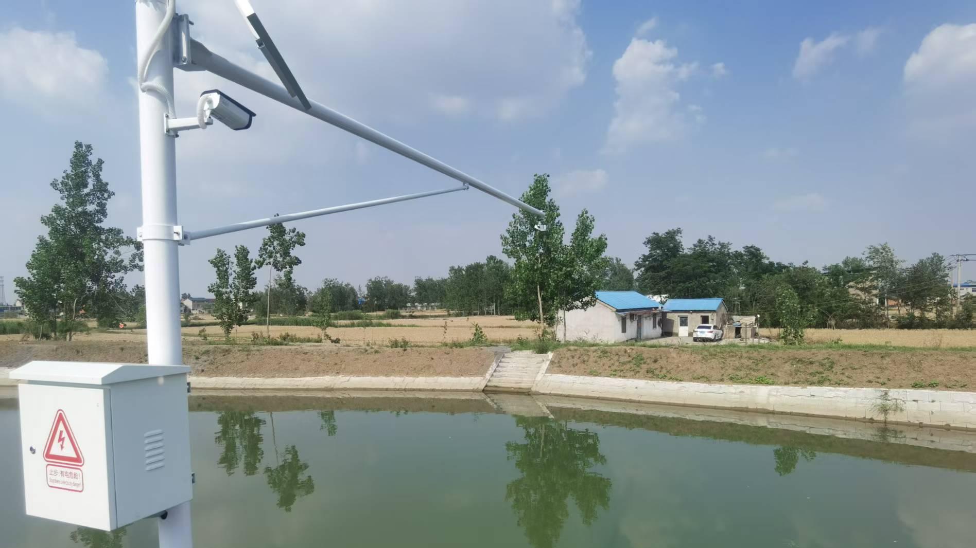 太阳能雷达水位流速一体机：水文监测高效解决方案
