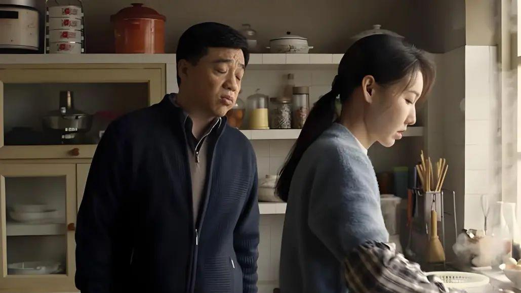 六姊妹：为争房产，二姐何家文彻底爆发，这与她再婚嫁老范有关系