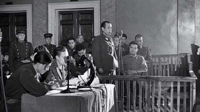 1947年，日军中将被枪毙，连打三枪不死，行刑军官怒令：再补一枪