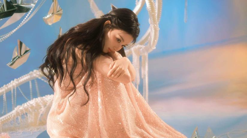 王楚然公主风生日美照曝光，化身水边仙子仙气四溢