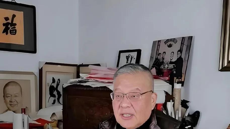 刘惠怒斥三尺青是小人



刘惠和三尺青的梁子看来是结下了！刘惠在直播间直接开怼