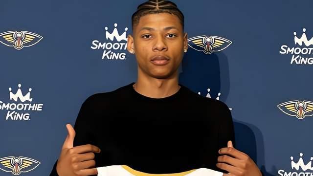 掀翻状元组合！五连胜之后，阵容洗牌的鱼腩，开始北伐了？