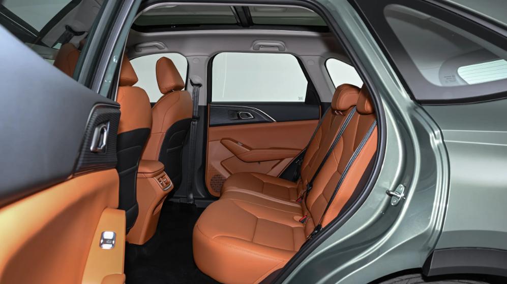 外形酷似枭龙MAX，哈弗H6L亮点不少，新一代神车回来了？