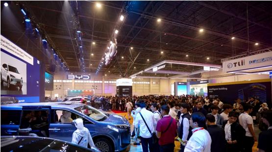 比亚迪1-10月销售370万辆 天神之眼车型累计超200万辆