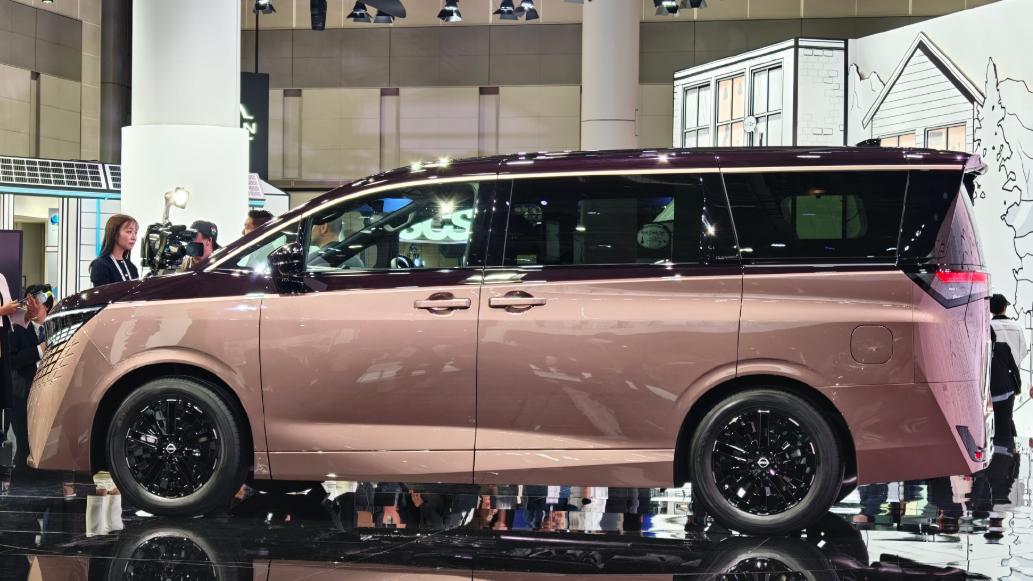 日产发布奢华MPV！竞争埃尔法，混动引擎，走平价路线