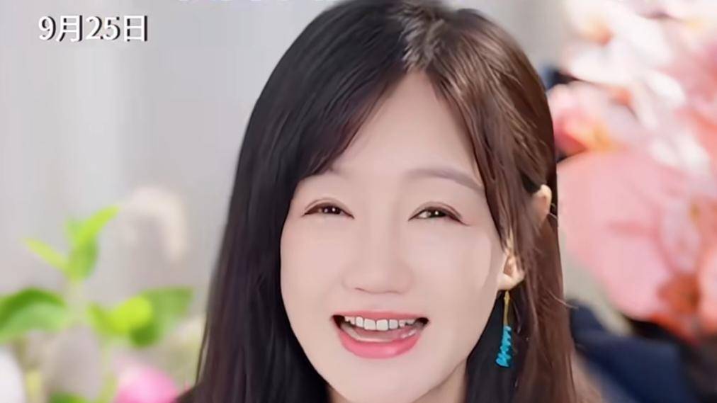 薛佳凝一分钟视频广告报价二十万元，直播间带货水晶2000元