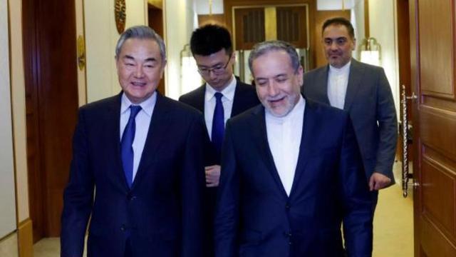 伊朗防长的话暴露了，伊朗对中国的期待，远不止主持公道这么简单