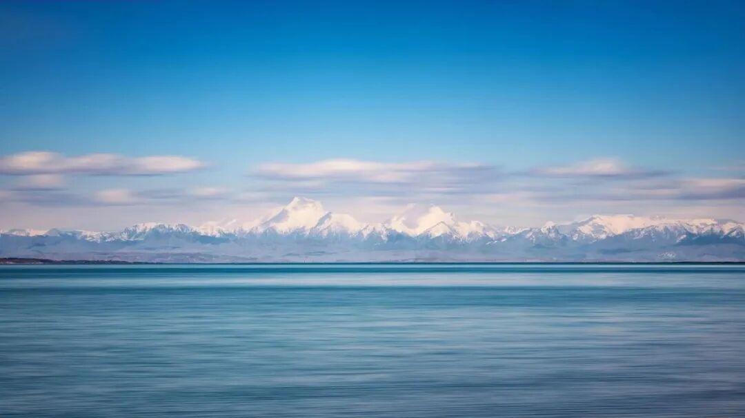 走，去新疆看海