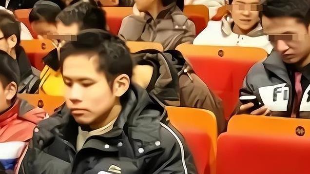 案例：北大学子吴谢宇被执行死刑，临刑前哭着抽完2根烟