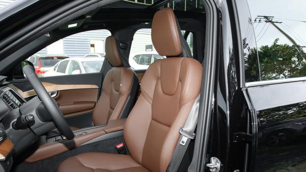 沃尔沃XC90豪华实用！中大型SUV市场新晋之王