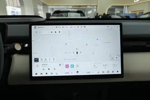 新款极氪X官图曝光，安全五星+内饰大改值吗？