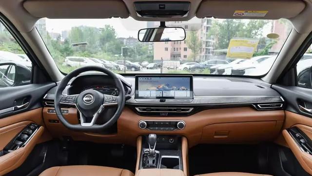 中年人最值得关注的十款轿车：实用主义者的「真香」指南