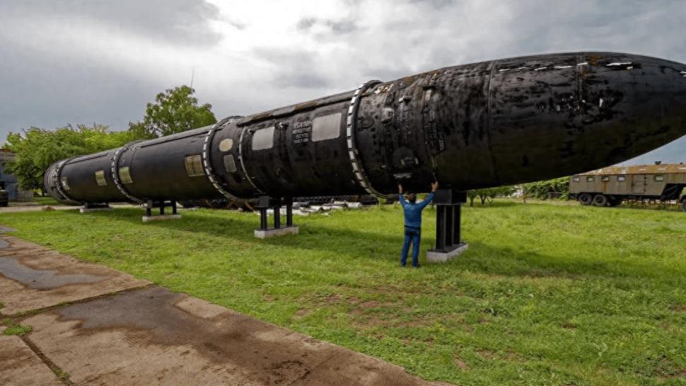 彻底没救了！美国“国师”提醒特朗普：乌克兰将成为你的越南战争