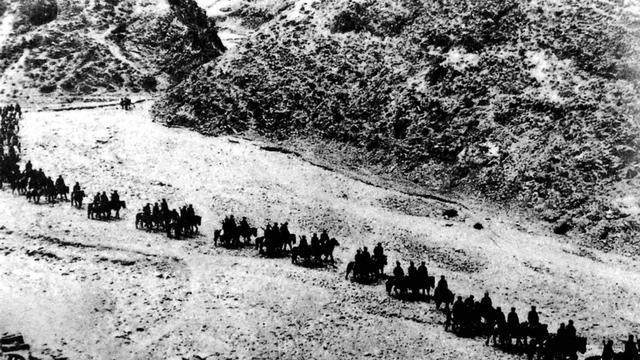 抗战时六个日军因不愿上前线差点将长官杀死，惊动日本朝野