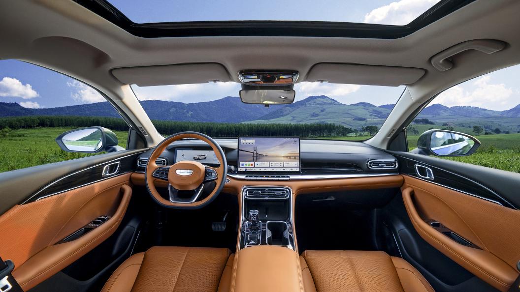 世界家轿 中国帝豪：第5代帝豪6.59万元起荣耀上市