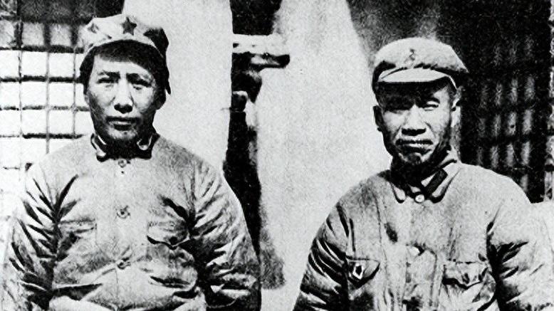 “敌进我退，敌驻我扰，敌疲我打，敌退我追”