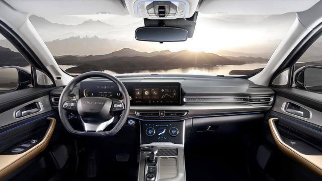 盘点两款国产大块头SUV，造型霸气上档次，标配20T