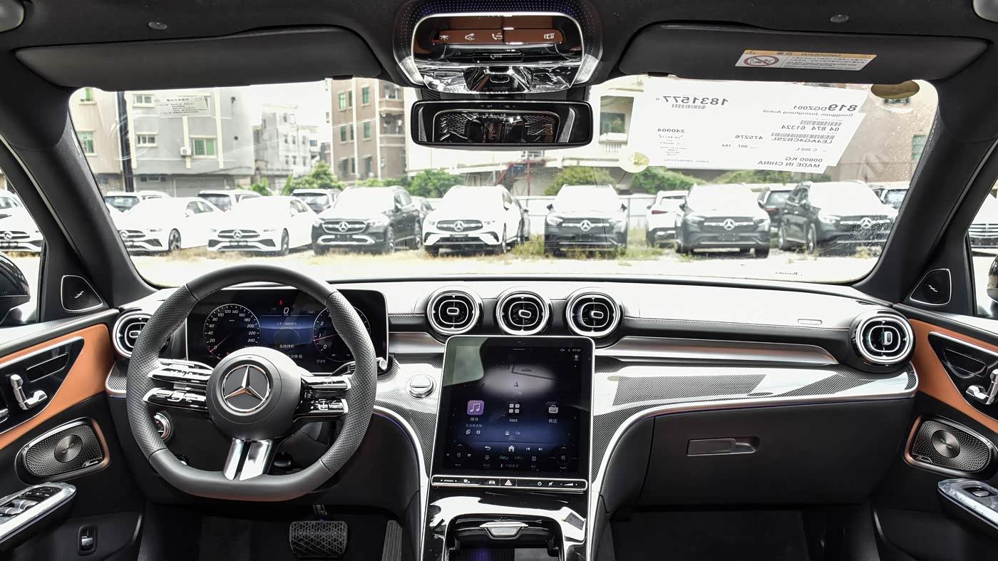 新款奔驰C级正式上市！网友：这个价格多少有点不配