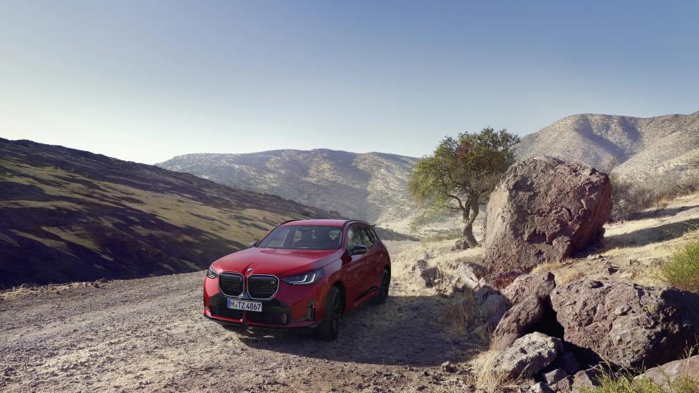 L6宝马X3终于回归？宝马X3 M50有望上市，跟X3 M比选谁更好？