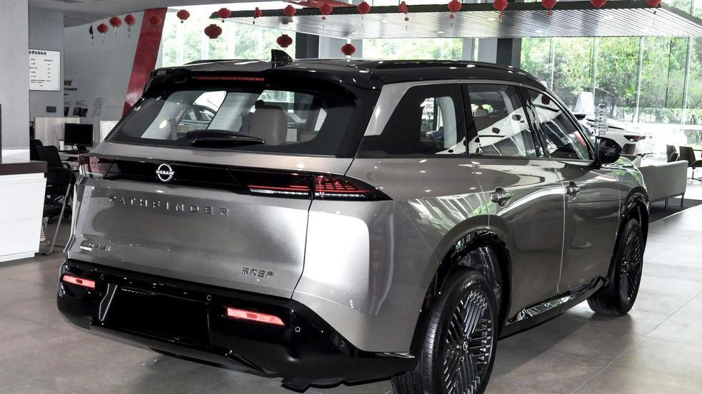 家庭出游大空间车型选购指南，搭载2.0T+9AT，日产探陆值得一试