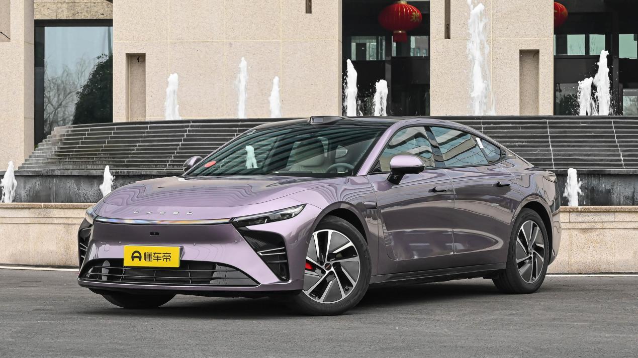 16.28万起+8295P芯片，星途星纪元ES增程版预售，能否成爆款？