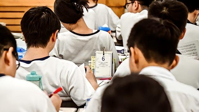 辅导班“神通广大”，2个月让孩子数学暴增30分？知情者曝光背后肮脏交易