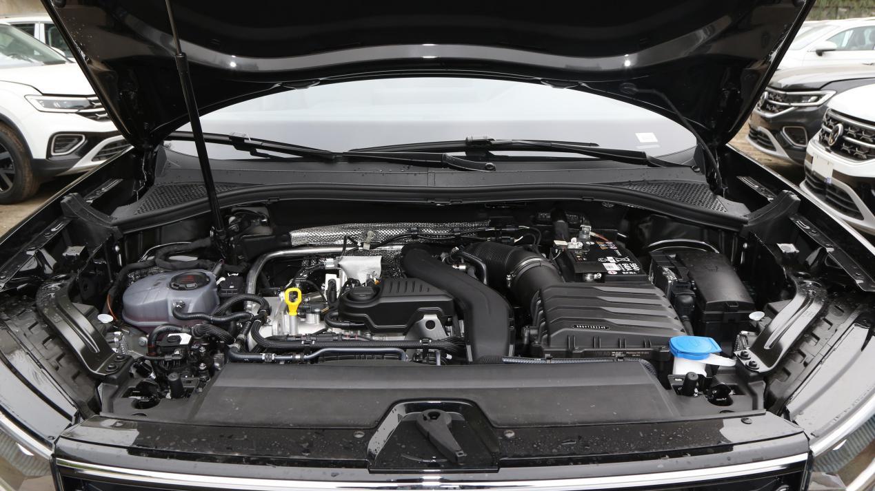 继续加大降幅！探岳跌至13.98万，单月卖10840台，值得入手吗？