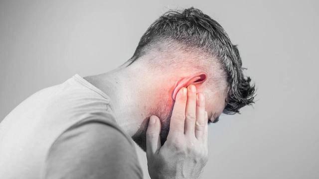 一觉醒来耳朵轰鸣？突发性耳鸣暗藏这些健康隐患