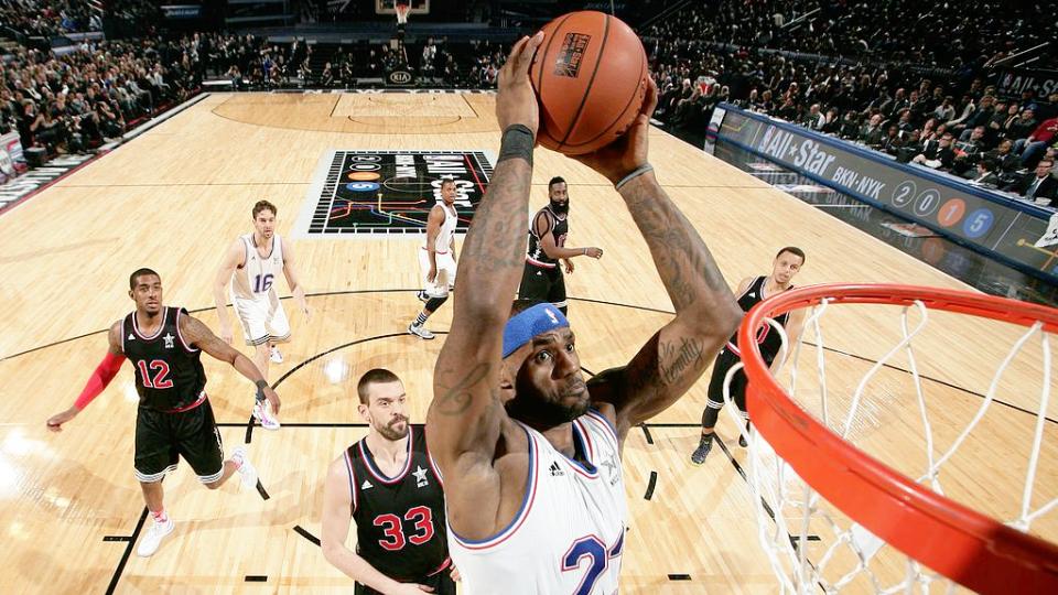 21年传奇悬了！老詹首轮投票西部第九，41岁全明星之旅迎残酷考验