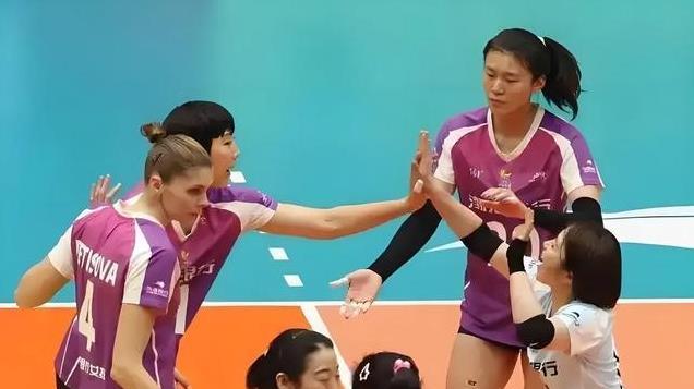 排超四强排位赛开赛，辽宁女排VS上海女排是重头戏，关键看许晓婷