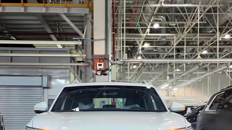 2025年德系燃油SUV新王炸！这4款车一上市，买车先等等！