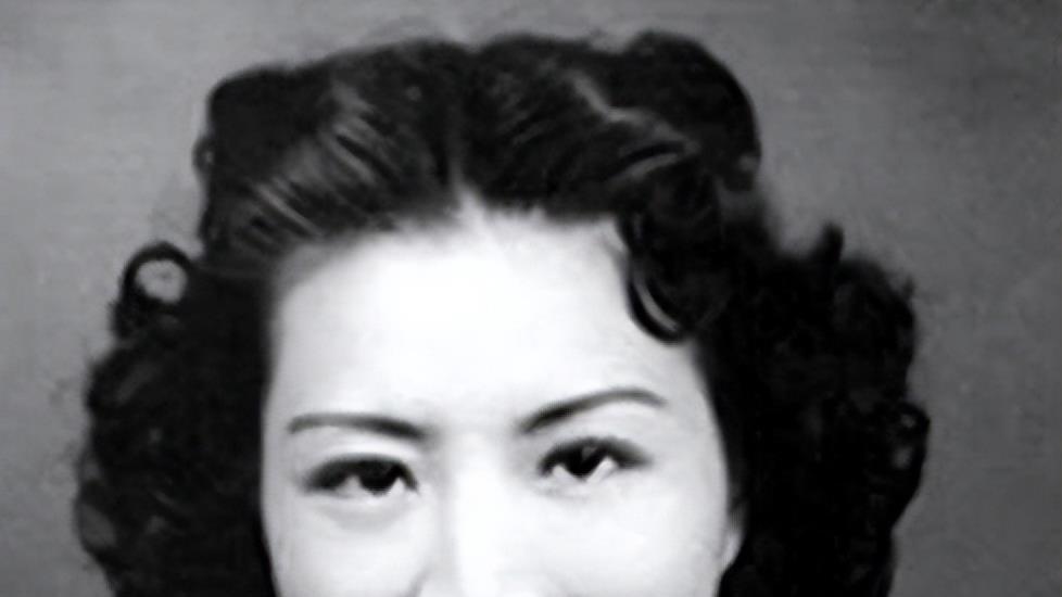 演员高鑫：结婚16年不做家务，财务全交给妻子，真是世间明智之人